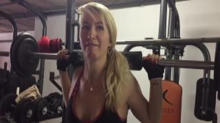 ElisaDreams - Doing My Workout Half Nude